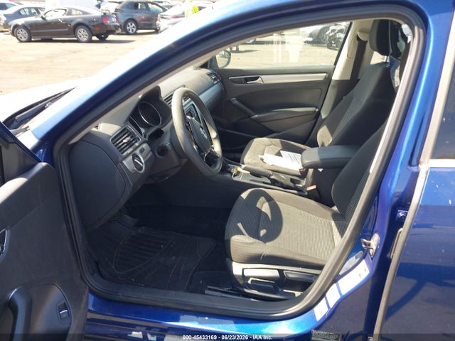 Продаж на аукціоні авто 2016 Volkswagen Passat 1.8t S, vin: 1VWAT7A36GC040151, номер лоту: 45433169