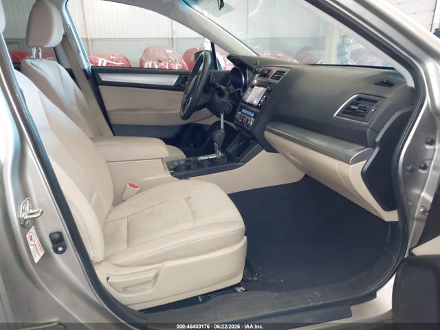 45433176 :رقم المزاد ، 4S4BSACC5H3391618 vin ، 2017 Subaru Outback 2.5i Premium مزاد بيع