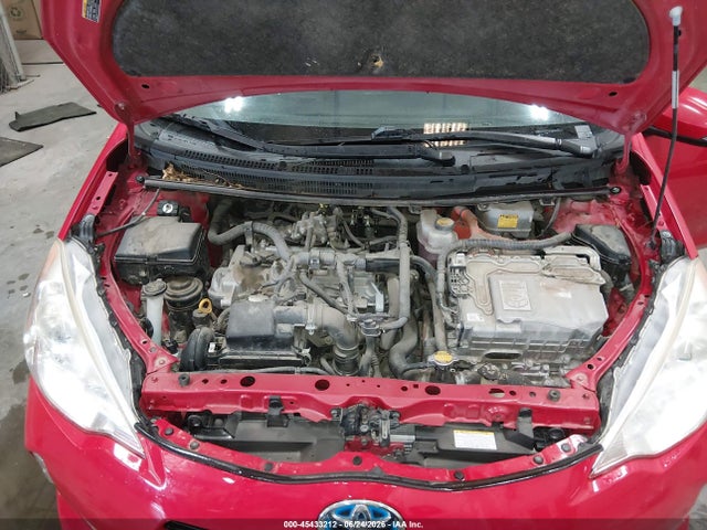 Toyota Prius C Two 2014 JTDKDTB30E1571544 Image 10