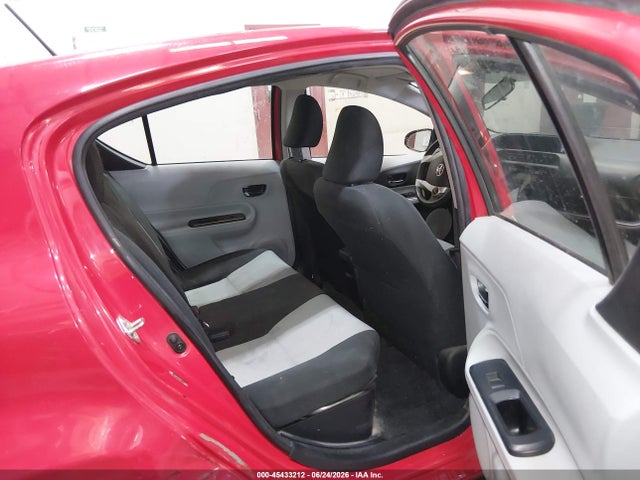 Toyota Prius C Two 2014 JTDKDTB30E1571544 Image 8