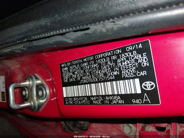 Toyota Prius C Two 2014 JTDKDTB30E1571544 Image 9