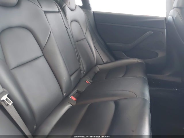Tesla Model 3 Standard Range Plus Rear-wheel Drive 2021 5YJ3E1EA8MF045443 Image 8