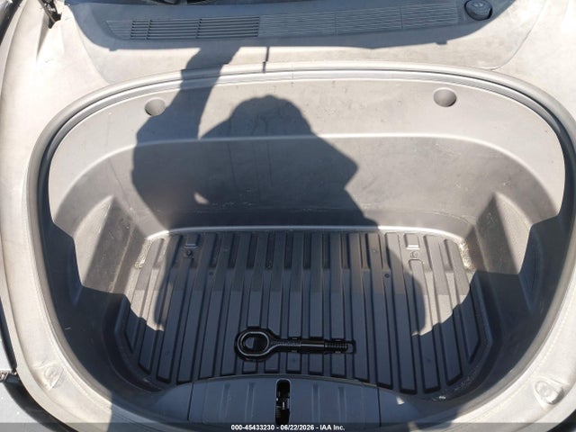 45433230 :رقم المزاد ، 5YJ3E1EAXPF570735 vin ، 2023 Tesla Model 3 Rear-wheel Drive مزاد بيع