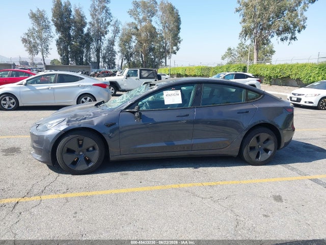 45433230 :رقم المزاد ، 5YJ3E1EAXPF570735 vin ، 2023 Tesla Model 3 Rear-wheel Drive مزاد بيع