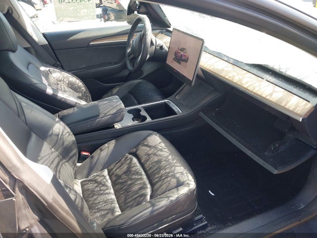 45433230 :رقم المزاد ، 5YJ3E1EAXPF570735 vin ، 2023 Tesla Model 3 Rear-wheel Drive مزاد بيع