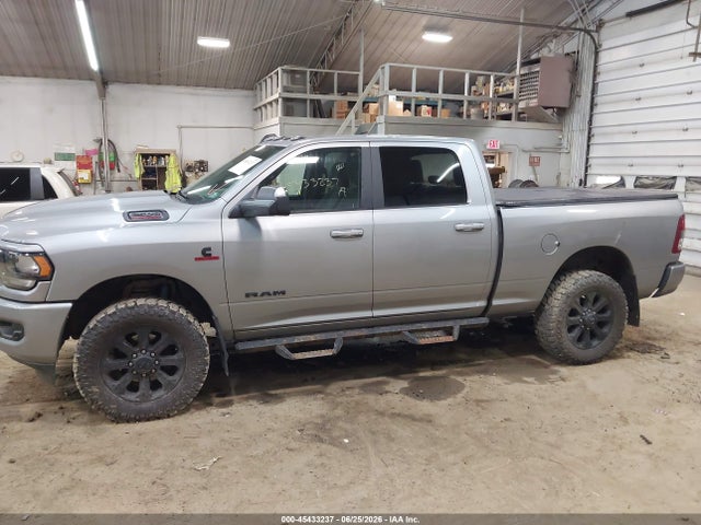 45433237 :رقم المزاد ، 3C6UR5DL1MG545139 vin ، 2021 Ram 2500 مزاد بيع