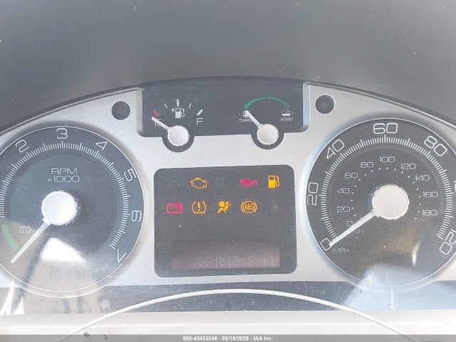45433246 :رقم المزاد ، 4M2CU29H08KJ23474 vin ، 2008 Mercury Mariner Hybrid مزاد بيع