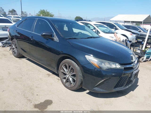 45433250 :رقم المزاد ، 4T1BK1FK5HU581769 vin ، 2017 Toyota Camry Xse V6 مزاد بيع