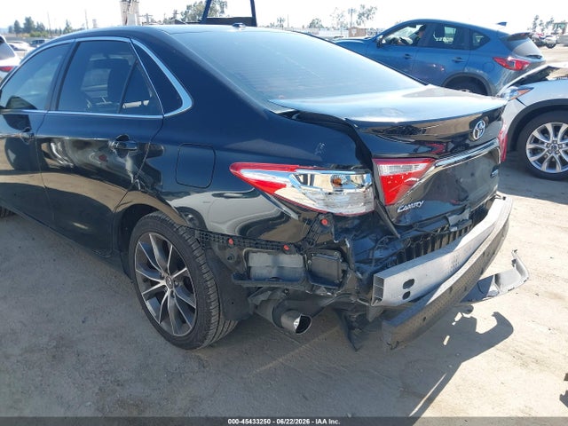 45433250 :رقم المزاد ، 4T1BK1FK5HU581769 vin ، 2017 Toyota Camry Xse V6 مزاد بيع
