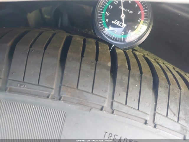 4JGDF6EE9HA911677 Mercedes-Benz Gls 450 4matic