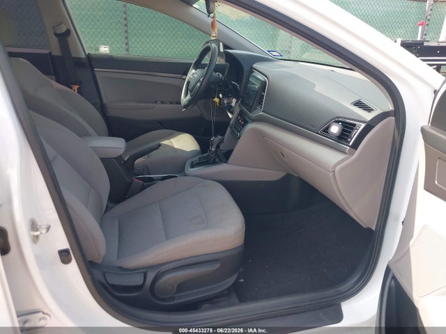 Hyundai ELANTRA SE 2017 5NPD74LF3HH160375 Image 5
