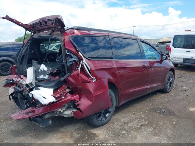 Продажа на аукционе авто 2021 Chrysler Pacifica Touring L Awd, vin: 2C4RC3BGXMR599804, номер лота: 45433316