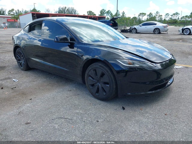 Tesla Model 3 Long Range Dual Motor All-wheel Drive/rear-wheel Drive 2024 5YJ3E1EA4RF863890 головне зображення