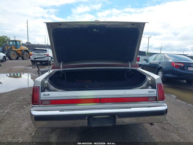 Продажа на аукционе авто 1988 Lincoln Town Car Signature, vin: 1LNBM82F2JY761673, номер лота: 45433355