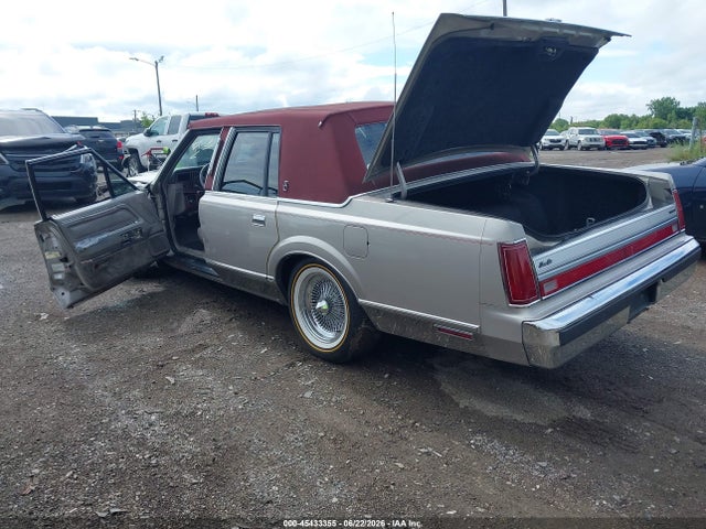 Продажа на аукционе авто 1988 Lincoln Town Car Signature, vin: 1LNBM82F2JY761673, номер лота: 45433355