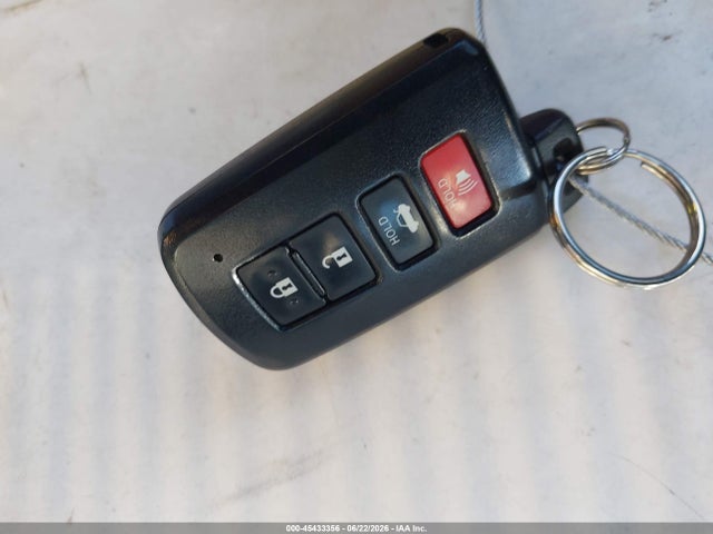 4T1BD1FK0HU207757 Toyota Camry Hybrid Xle