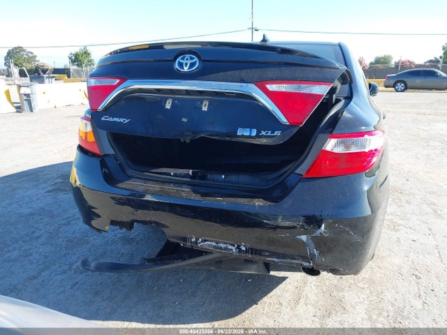 4T1BD1FK0HU207757 Toyota Camry Hybrid Xle