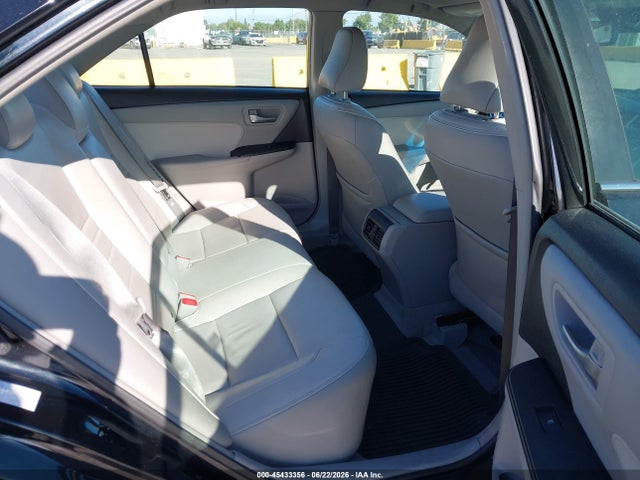 4T1BD1FK0HU207757 Toyota Camry Hybrid Xle
