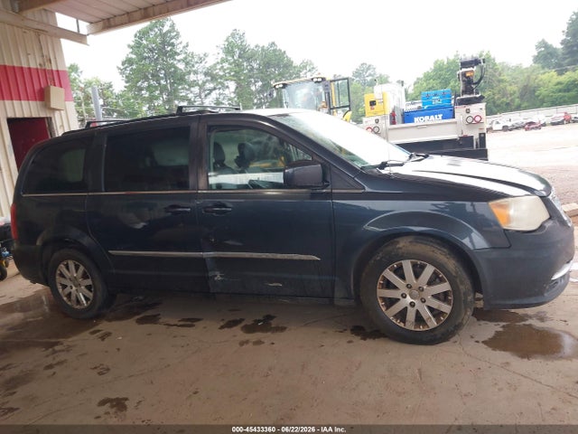 2014 Chrysler Town & Country Touring მანქანა იყიდება აუქციონზე, vin: 2C4RC1BG5ER124566, აუქციონის ნომერი: 45433360