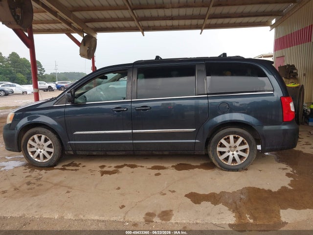 2014 Chrysler Town & Country Touring მანქანა იყიდება აუქციონზე, vin: 2C4RC1BG5ER124566, აუქციონის ნომერი: 45433360