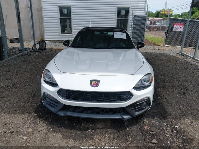 Aukcja sprzedaży 2017 Fiat 124 Spider Elaborazione Abarth, vin: JC1NFAEK8H0114583, numer aukcji: 45433403