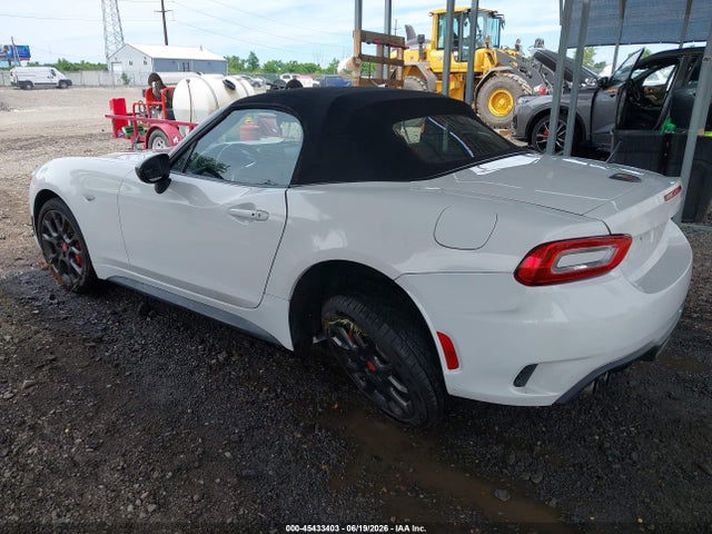 Aukcja sprzedaży 2017 Fiat 124 Spider Elaborazione Abarth, vin: JC1NFAEK8H0114583, numer aukcji: 45433403