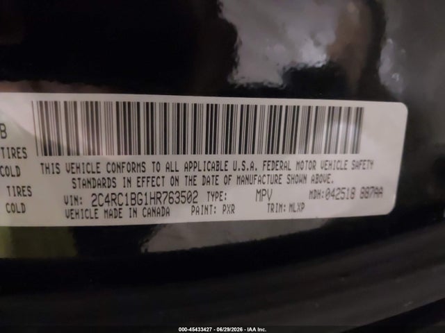 45433427 :رقم المزاد ، 2C4RC1BG1HR763502 vin ، 2017 Chrysler Pacifica Touring-l مزاد بيع