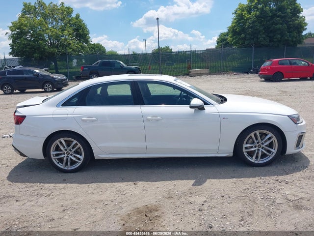 Продаж на аукціоні авто 2022 Audi A4 Premium Plus 45 Tfsi S Line Quattro S Tronic, vin: WAUEAAF47NN014956, номер лоту: 45433466