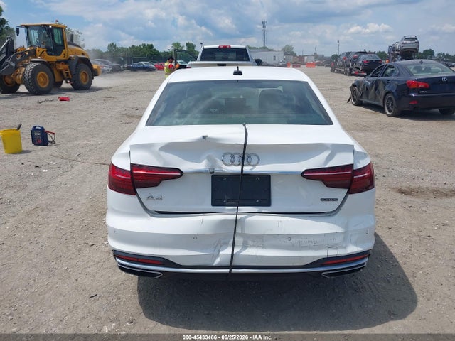Продаж на аукціоні авто 2022 Audi A4 Premium Plus 45 Tfsi S Line Quattro S Tronic, vin: WAUEAAF47NN014956, номер лоту: 45433466
