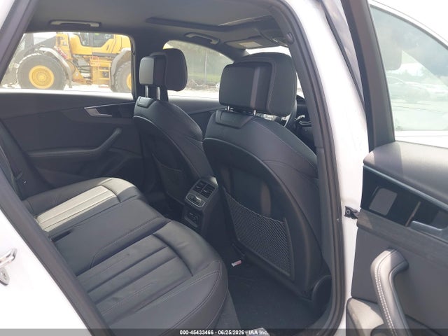 Продаж на аукціоні авто 2022 Audi A4 Premium Plus 45 Tfsi S Line Quattro S Tronic, vin: WAUEAAF47NN014956, номер лоту: 45433466