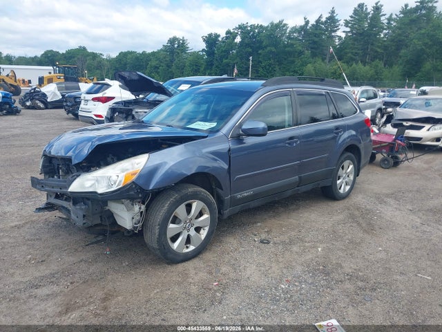 45433559 :رقم المزاد ، 4S4BRBCC3D3225397 vin ، 2013 Subaru Outback 2.5i Premium مزاد بيع
