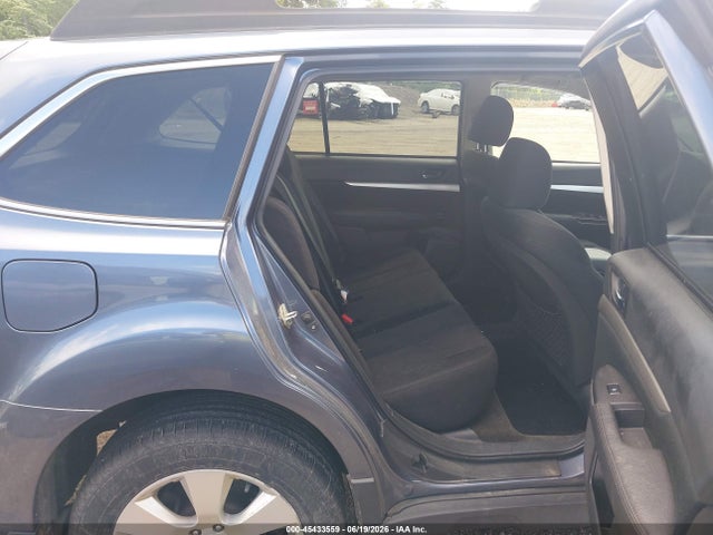 45433559 :رقم المزاد ، 4S4BRBCC3D3225397 vin ، 2013 Subaru Outback 2.5i Premium مزاد بيع