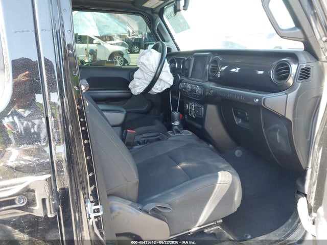 45433612 :رقم المزاد ، 1C4HJXDG4MW664529 vin ، 2021 Jeep Wrangler Unlimited Sport Altitude 4x4 مزاد بيع