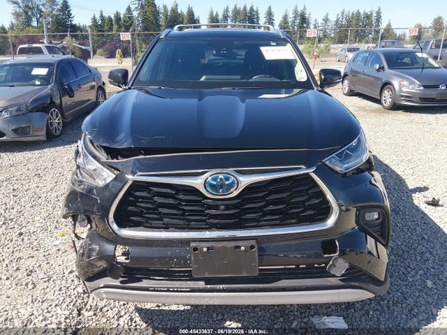 Toyota Highlander Hybrid Platinum 2021 5TDEBRCH5MS028496 Image 12