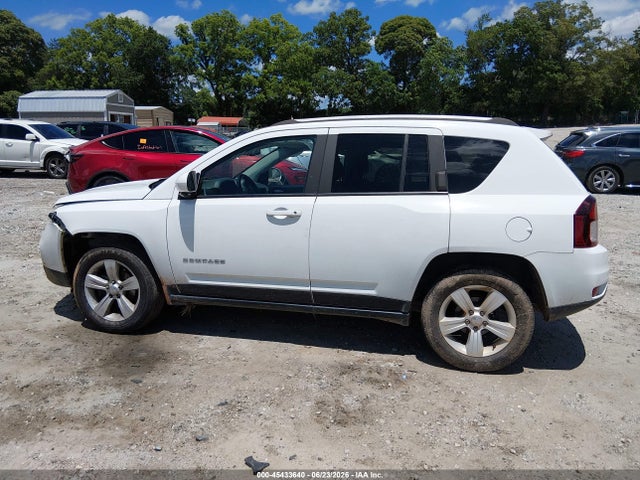 Jeep Compass Latitude 2016 1C4NJDEB8GD790302 Image 14