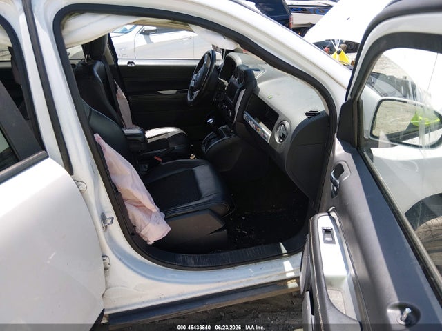 Jeep Compass Latitude 2016 1C4NJDEB8GD790302 Image 5