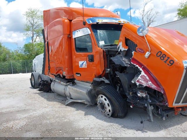 Auction sale of the 2015 Peterbilt 579, vin: 1XPBDP9X9FD256353, lot number: 45433659