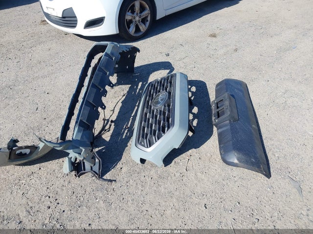3TMDZ5BN7NM137549 Toyota Tacoma Trd Off Road
