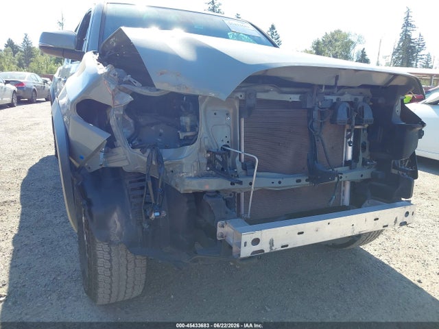 3TMDZ5BN7NM137549 Toyota Tacoma Trd Off Road