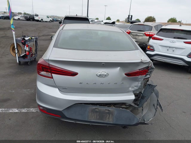 Hyundai ELANTRA SE 2020 5NPD74LF4LH556341 Image 16