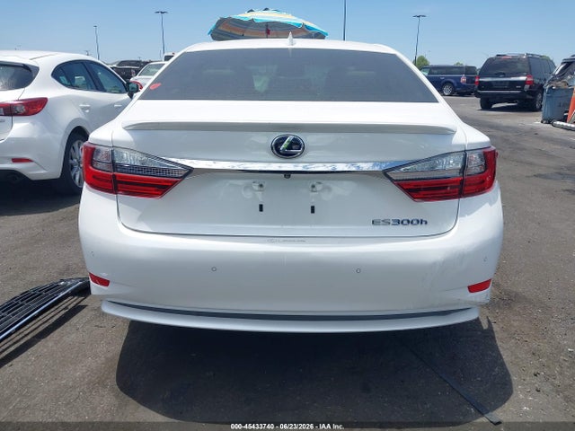 Lexus ES 300H 2017 JTHBW1GG7H2140755 Image 17