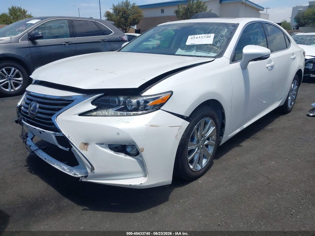 Lexus ES 300H 2017 JTHBW1GG7H2140755 Image 2
