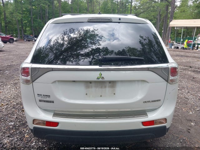 45433778 :رقم المزاد ، JA4AD3A32EZ008309 vin ، 2014 Mitsubishi Outlander Se مزاد بيع