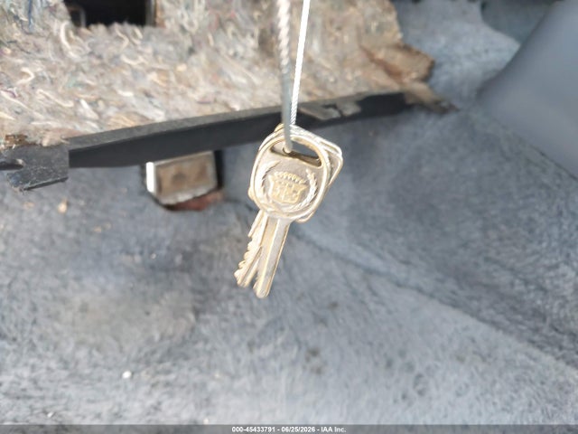 Продажа на аукционе авто 1990 Cadillac Brougham, vin: 1G6DW547XLR711275, номер лота: 45433791