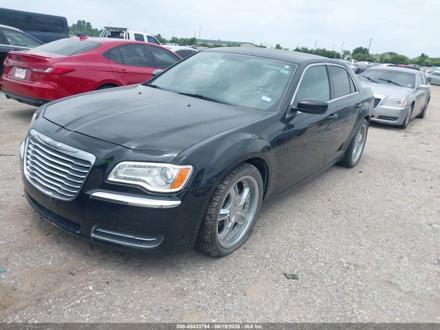 45433794 :رقم المزاد ، 2C3CCAAG2CH107173 vin ، 2012 Chrysler 300 مزاد بيع