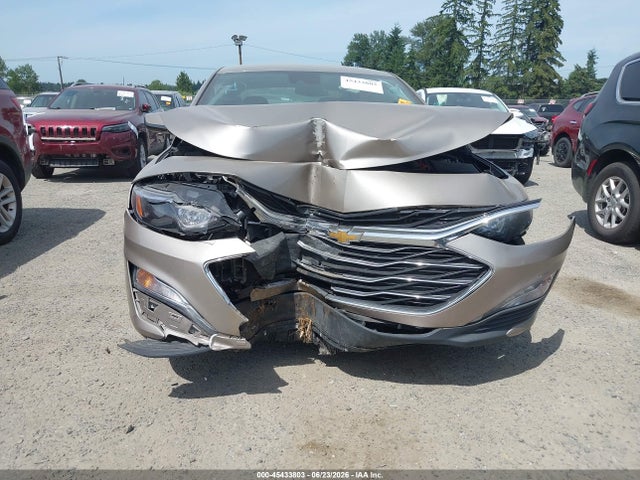 1G1ZD5ST1SF150451 Chevrolet Malibu Fwd 1lt