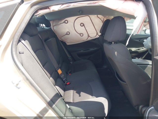 1G1ZD5ST1SF150451 Chevrolet Malibu Fwd 1lt