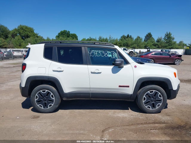 2016 Jeep Renegade Trailhawk მანქანა იყიდება აუქციონზე, vin: ZACCJBCTXGPD10950, აუქციონის ნომერი: 45433863