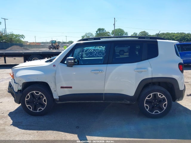 2016 Jeep Renegade Trailhawk მანქანა იყიდება აუქციონზე, vin: ZACCJBCTXGPD10950, აუქციონის ნომერი: 45433863