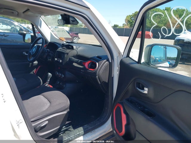 2016 Jeep Renegade Trailhawk მანქანა იყიდება აუქციონზე, vin: ZACCJBCTXGPD10950, აუქციონის ნომერი: 45433863
